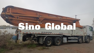 Le camion utilisé de 50 tonnes a monté la grue avec la course de cylindre de la pompe de 1000 millimètres