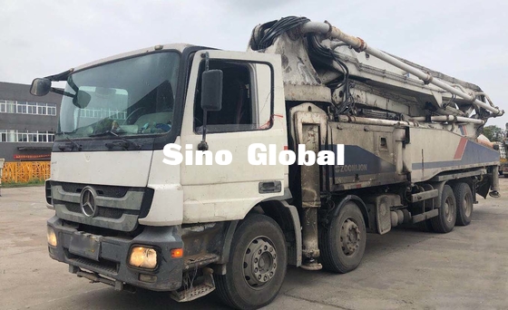 Camion utilisé blanc 52m de pompe concrète de Zoomlion 4 axes Euro3 14.256L