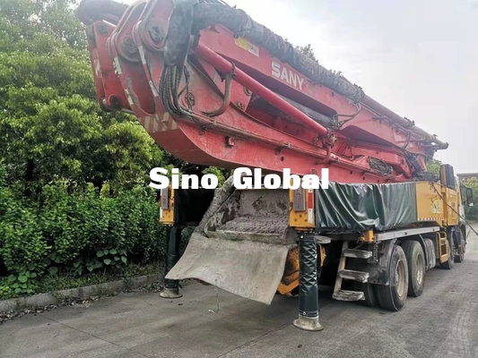 Camion utilisé par rouge de pompe concrète avec la section 56m/6 de châssis de Volve