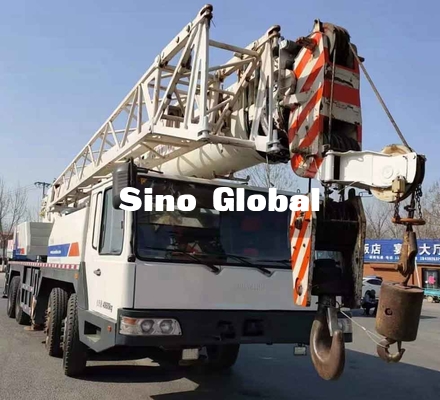 Zoomlion a employé le type droit de bras de la tonne QY50V532 de la grue 50 de camion