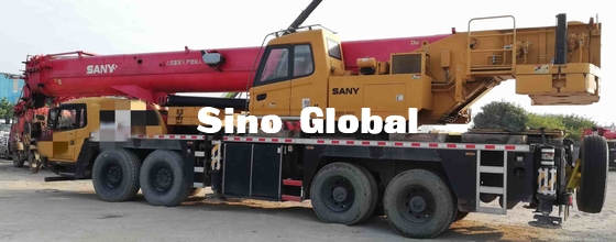 Sany STC1000 a utilisé la grue de camion 100 tonnes de puissance évaluée de 350kw/1800 T/MN