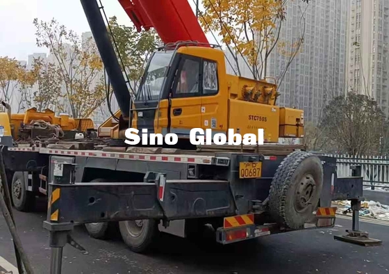 Sany a utilisé la grue de camion de boom, 75 bras droit de Ton Lorry Crane STC50S